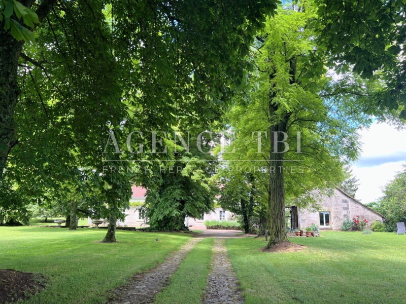 518 TBI BELLE DEMEURE EN TOURAINE CHATEAU CHENONCEAU