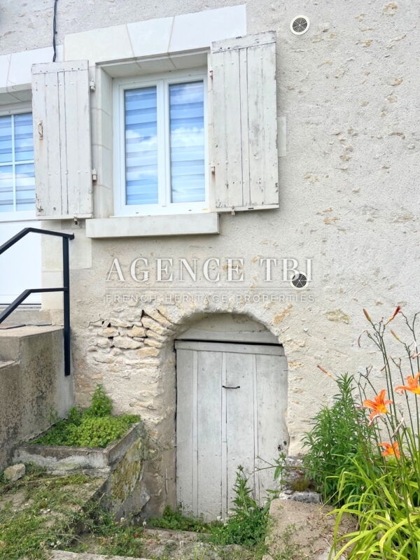 082 TBI MAISON A LOCHES CHAMBOURG SUD DE TOURS